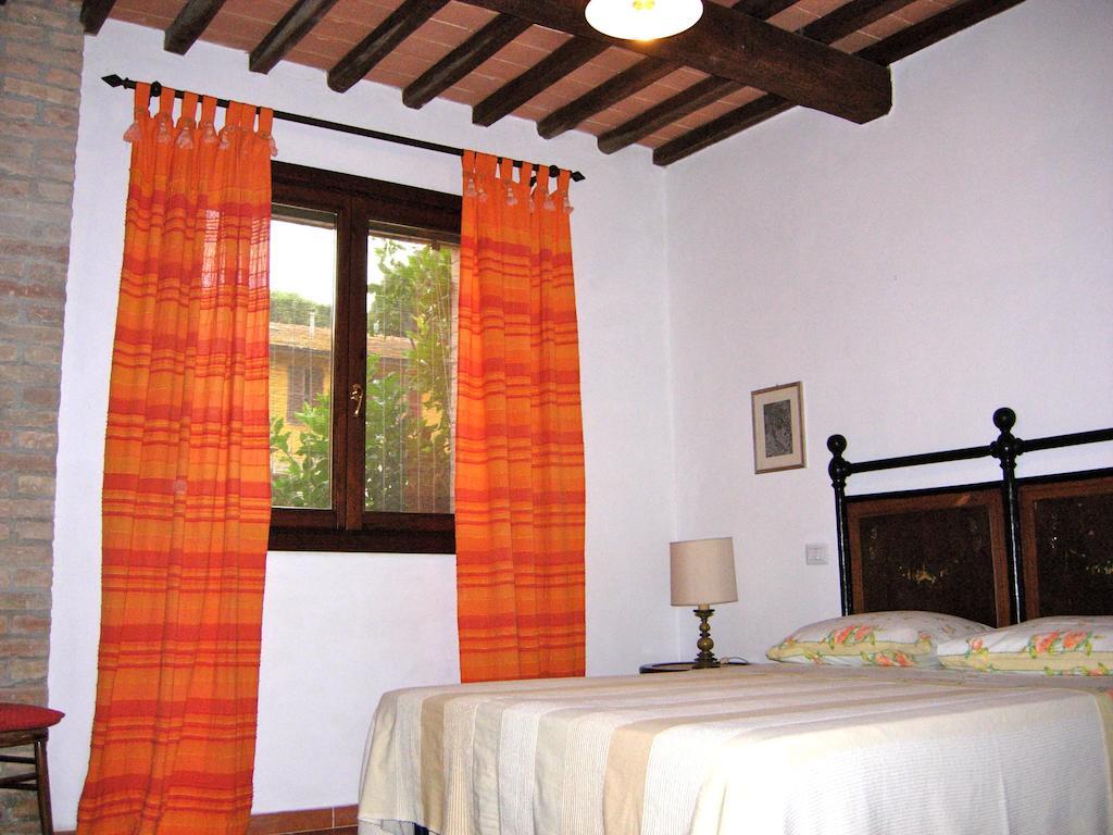 קפאלביו Agriturismo Monte Alzato חדר תמונה